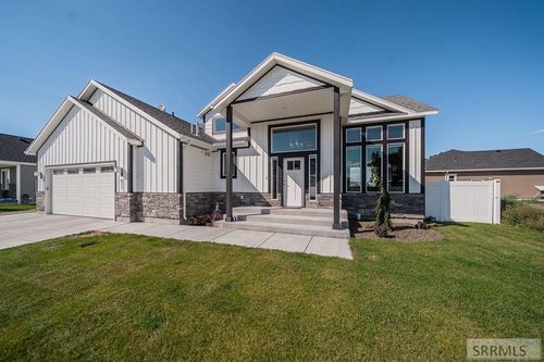811 Harborside Loop, Blackfoot, ID, 83221-1576 | Card Image