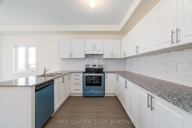 6 Cliff Thompson Crt, House other with 4 bedrooms, 3 bathrooms and 2 parking in Markham ON | Image 4