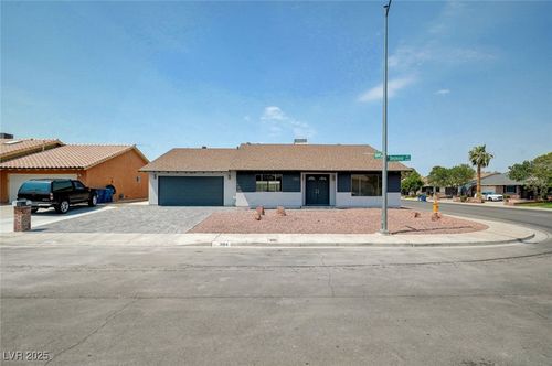 3164 Desmond Ave, Las Vegas, NV, 89121-5625 | Card Image
