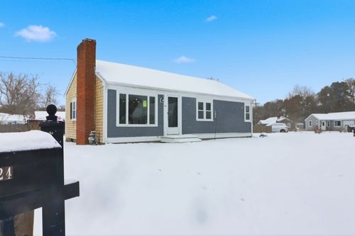 24 Hazelmoor Rd, South Yarmouth, MA, 02664-2961 | Card Image