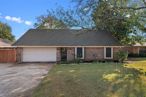 2643 Brown St, Bossier City, LA, 71111-5107 | Card Image