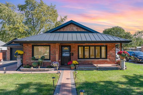 10821 Princess Ave, Chicago Ridge, IL, 60415-2140 | Card Image