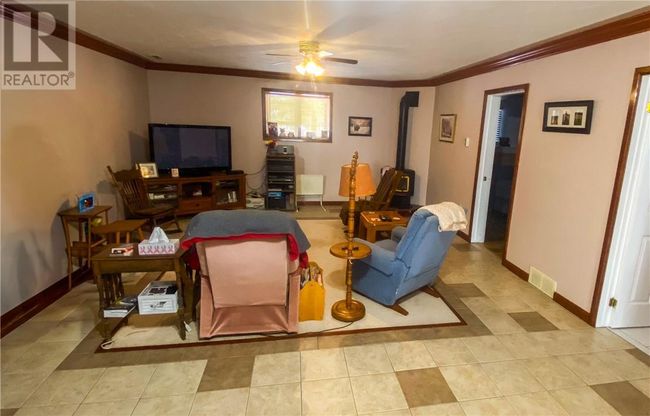 10 Vanhorn St, House other with 4 bedrooms, 2 bathrooms and null parking in Gore Bay ON | Image 32