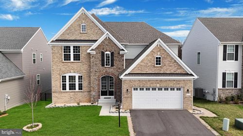 5719 Hawk Ridge Rd, FREDERICK, MD, 21704-6916 | Card Image