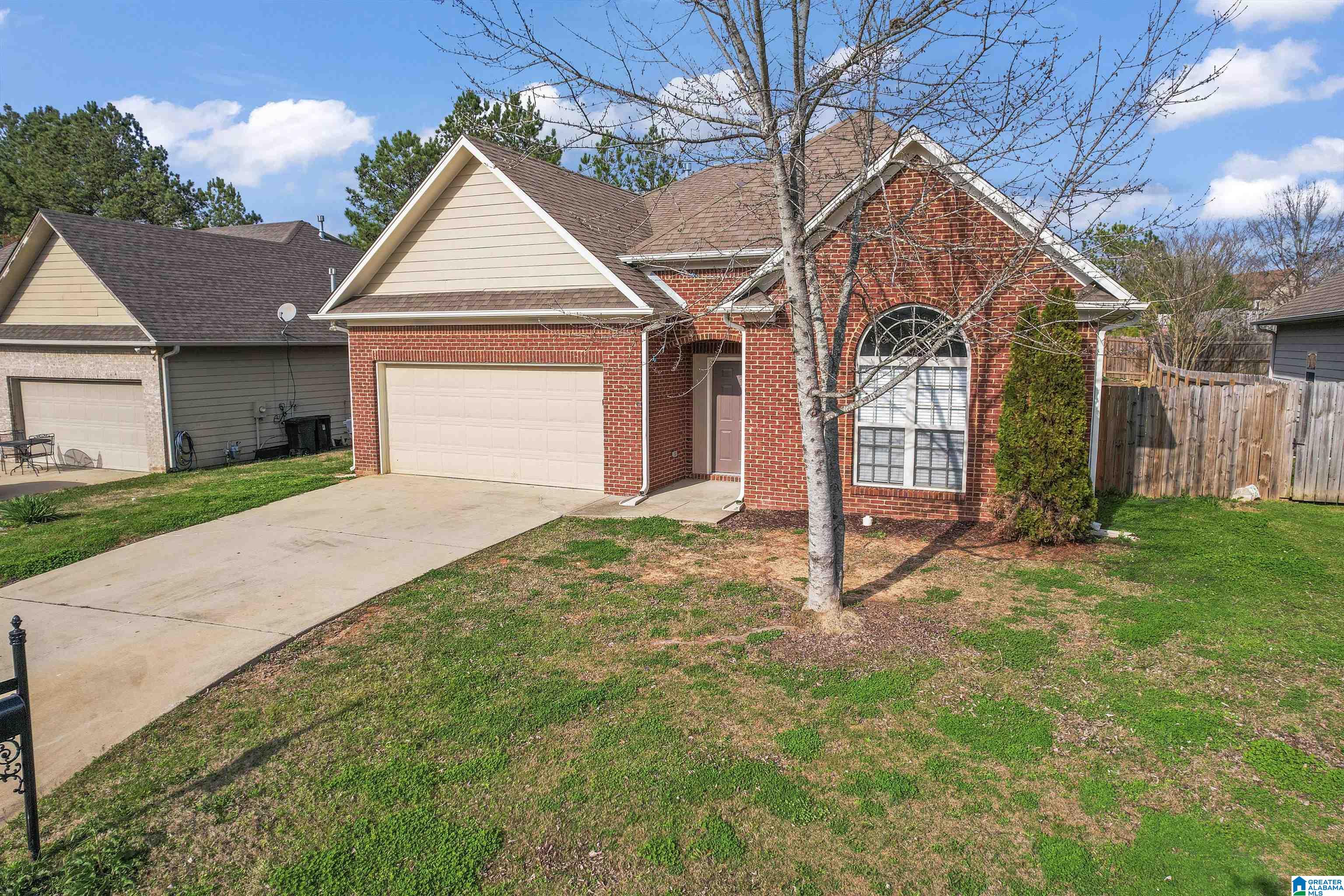 Waterford Ln, Calera, AL 35040