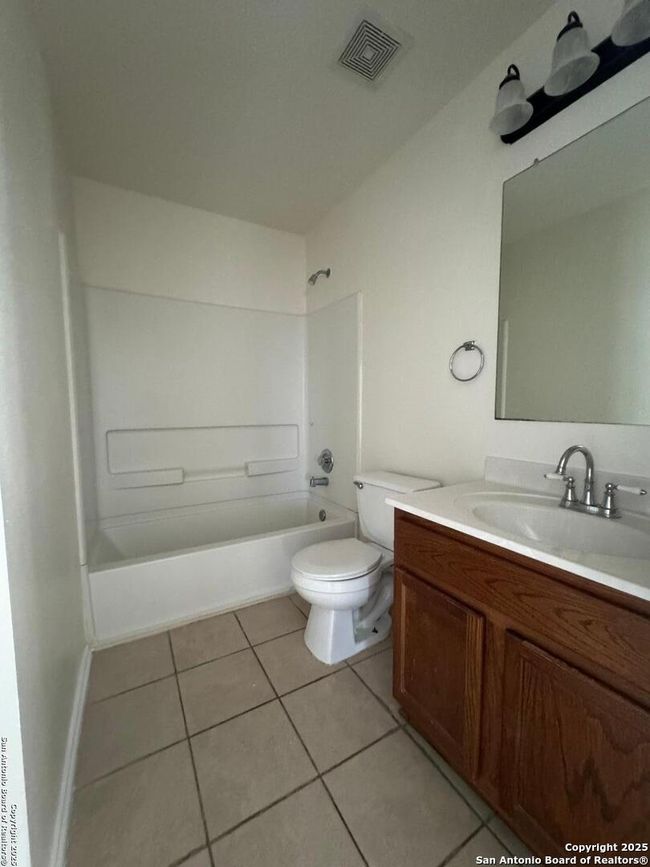 115 Coriander Bnd, House other with 3 bedrooms, 3 bathrooms and null parking in San Antonio TX | Image 6