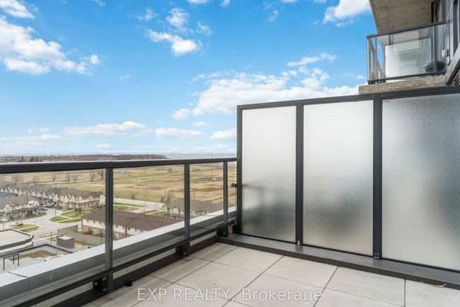 1001 - 550 N Service Rd, Condo with 2 bedrooms, 2 bathrooms and null parking in Grimsby ON | Image 22