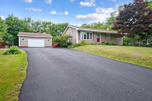 26 Kytes Hill Dr, Sydney, NS, B1M1A7 | Card Image