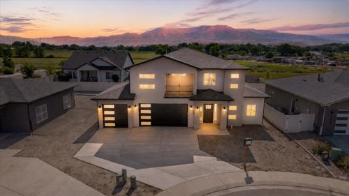 3318 Swan View Ln, Clifton, CO, 81520-9718 | Card Image