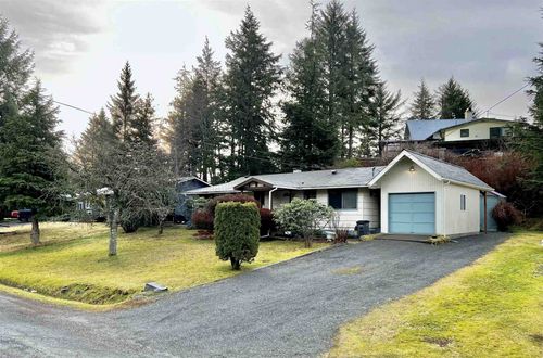 223 Lakeview Dr, Sitka, AK, 99835-7308 | Card Image