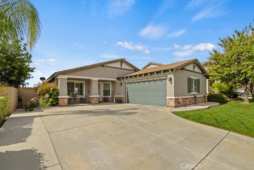 23717 Cheyenne Canyon Dr, Menifee, CA, 92587-7213 | Card Image