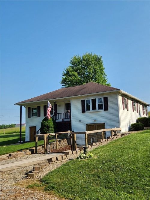 285 Patton Rd, Harrisville, PA, 16038-2521 | Card Image