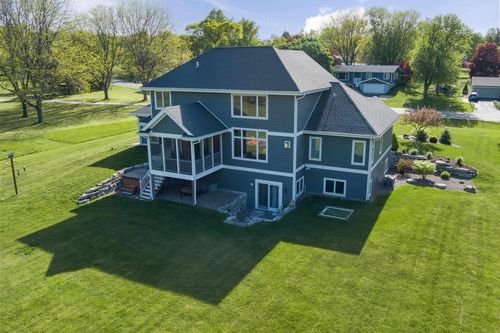 4664 Stonewood Drive, Middleton, WI, 53562 | Card Image