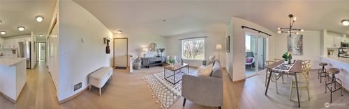 203-1957 23rd Pl Ne, Issaquah, WA, 98029-7809 | Card Image