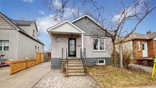 upper-1058 Alexandra Ave, Mississauga, ON, L5E1Z8 | Card Image