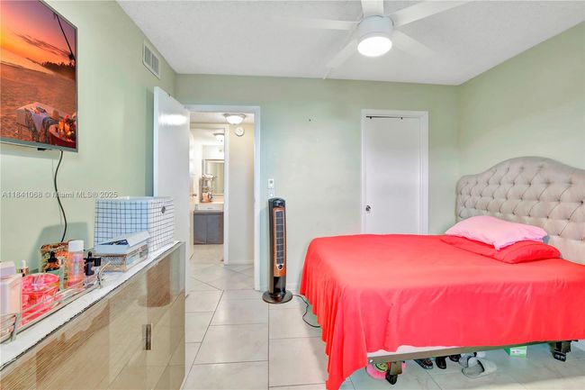 APT-461 - 3651 Environ Blvd, Condo with 2 bedrooms, 2 bathrooms and null parking in Lauderhill FL | Image 11