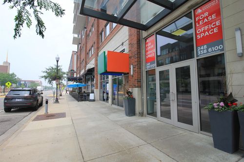 350 N Main St, Royal Oak, MI, 48067-4122 | Card Image