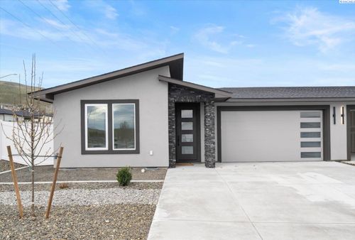 1102 Fairhaven Loop, Richland, WA, 99352-8869 | Card Image