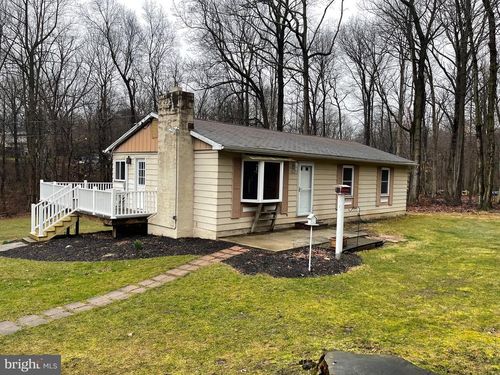 1545 Telegraph Rd, HONEY BROOK, PA, 19344-9037 | Card Image