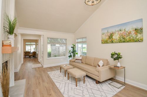 321-11636 Village Place Dr, Houston, TX, 77077-6774 | Card Image