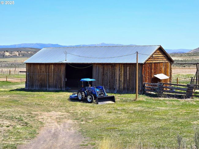 401 Main St, House other with 3 bedrooms, 2 bathrooms and 1 parking in Unity OR | Image 31