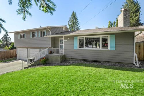 914 E F St, Moscow, ID, 83843-3229 | Card Image