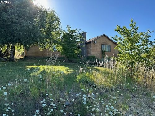 3366 Kollas Rd, Hood River, OR, 97031-9458 | Card Image