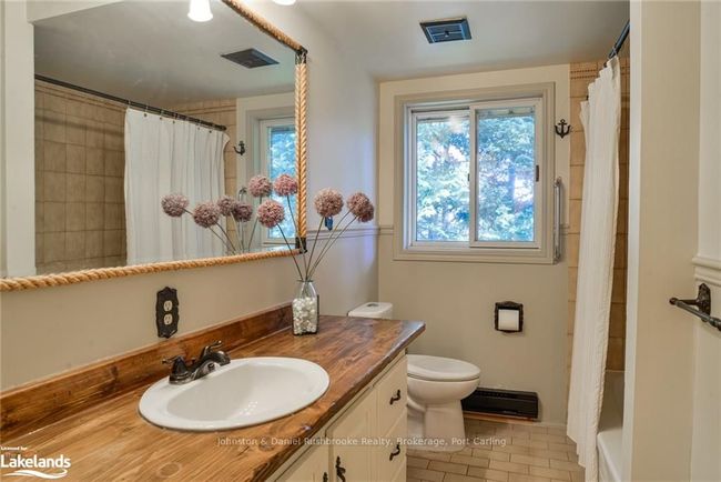 1036 Phyllimar Lane, House other with 5 bedrooms, 3 bathrooms and 5 parking in Port Carling ON | Image 12
