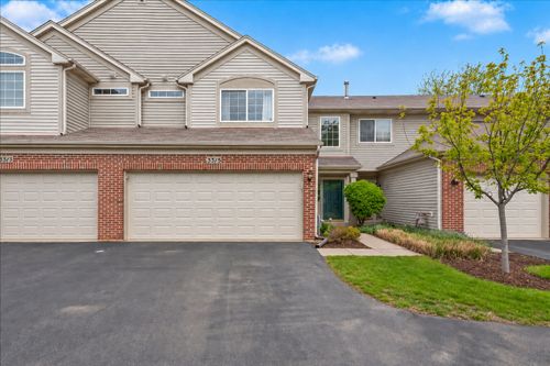 3315 Blue Ridge Dr, Carpentersville, IL, 60110-3604 | Card Image