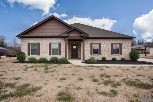 613 Walt Campbell Rd, Hazel Green, AL, 35750-7505 | Card Image