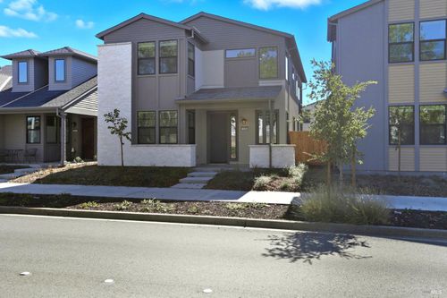 9133 Camino Colegio, Rohnert Park, CA, 94928-8190 | Card Image