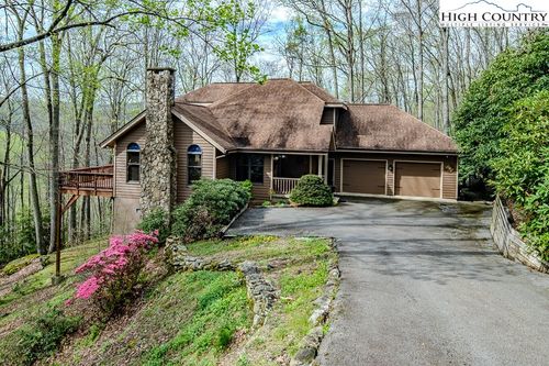 423 Old Keller Farm Rd, Boone, NC, 28607-7360 | Card Image