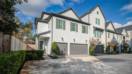 3426 Timbergrove Heights St, Houston, TX, 77008-6473 | Card Image