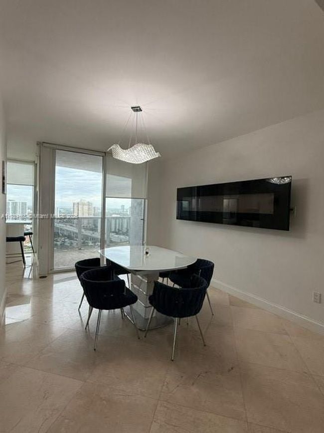 APT-2804 - 18911 Collins Ave, Condo with 2 bedrooms, 3 bathrooms and null parking in Sunny Isles Beach FL | Image 13