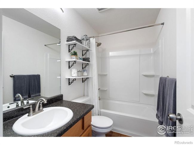 2nd Bathroom | Image 20