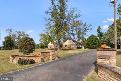 9441 Constitution Hwy, SOMERSET, VA, 22972-2421 | Card Image