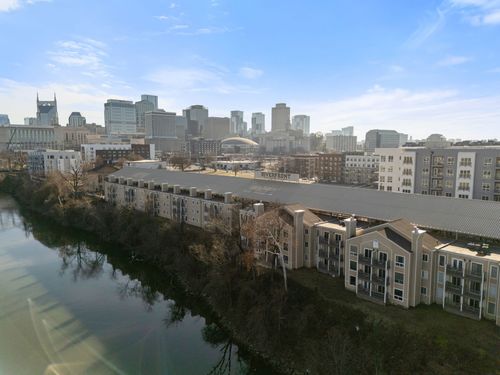 936 1st Ave N, Nashville, TN, 37201-1051 | Card Image