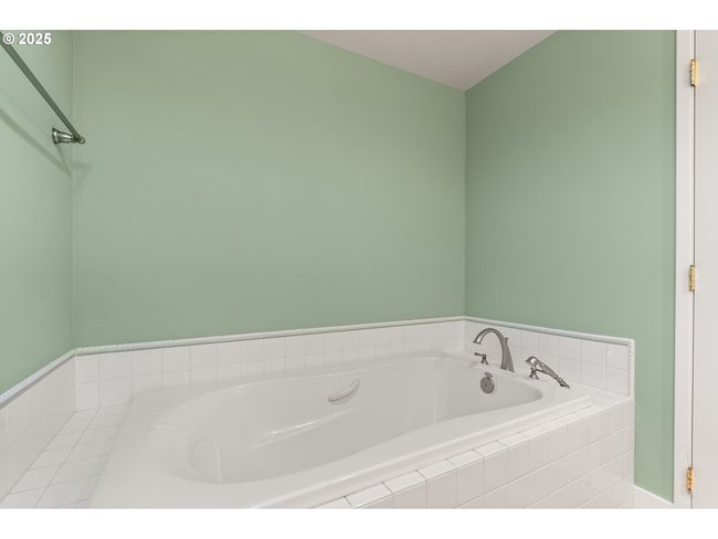 Bathroom, Attached | Image 30