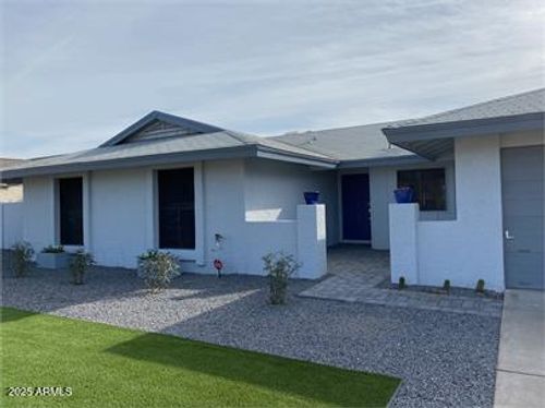 4007 W Rue De Lamour Ave, Phoenix, AZ, 85029-1050 | Card Image