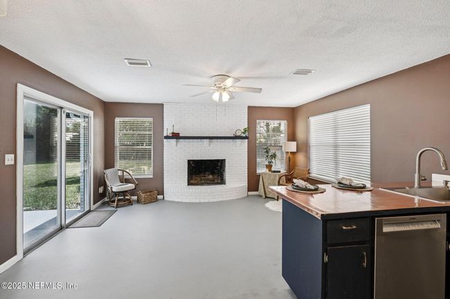 645 Shady Ln, House other with 3 bedrooms, 2 bathrooms and null parking in Keystone Heights FL | Image 18