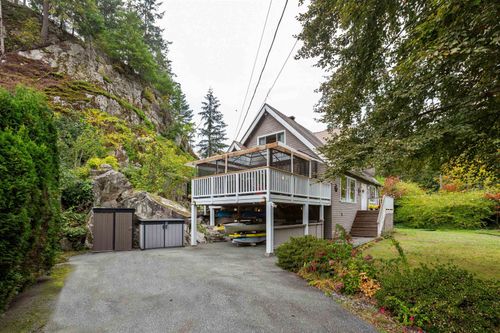 5607 Eagle Harbour Rd, West Vancouver, BC, V7W1P4 | Card Image