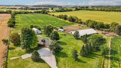 W1743 County Road Cw, House other with 4 bedrooms, 2 bathrooms and null parking in IXONIA WI | Image 2