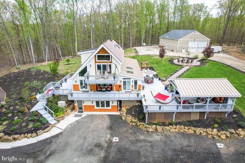 19319 Harmony Church Rd, LEESBURG, VA, 20175-9044 | Card Image