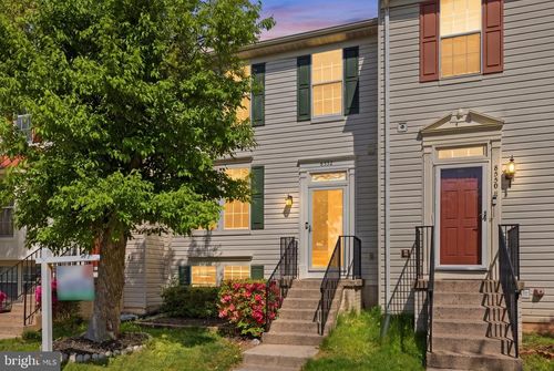 8552 Cabot Ct, MANASSAS, VA, 20111-2157 | Card Image