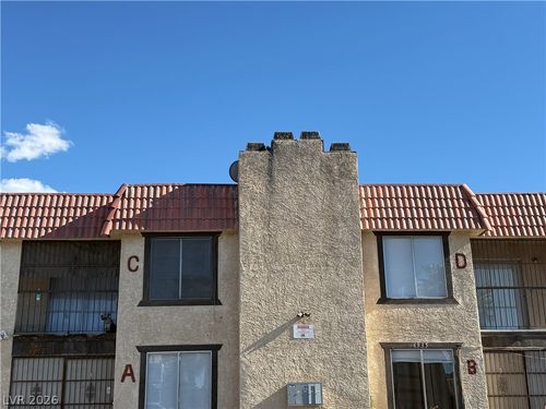 6935 Kepler Dr, Las Vegas, NV, 89156-6146 | Card Image