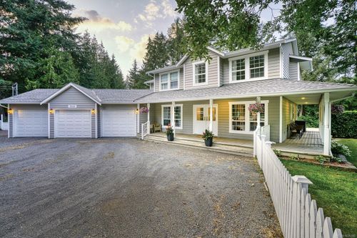 7210 Hase Pl, Lantzville, BC, V0R2H0 | Card Image