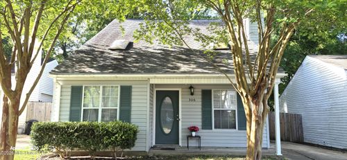 306 N Grove Circle, Brandon, MS, 39047 | Card Image