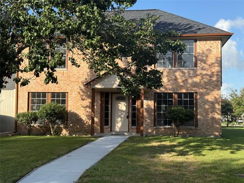 102 Mango St, Lake Jackson, TX, 77566-5120 | Card Image