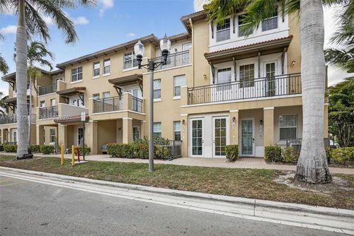 10103-1036 Sw 147th Ave, Pembroke Pines, FL, 33027-6167 | Card Image