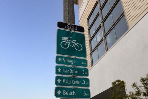 2511 State St, Carlsbad, CA, 92008-1624 | Card Image